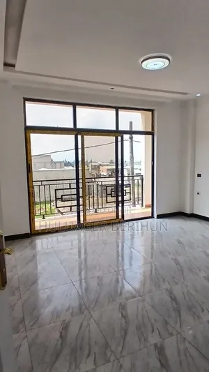 Furnished 6bdrm House in Bole for sale