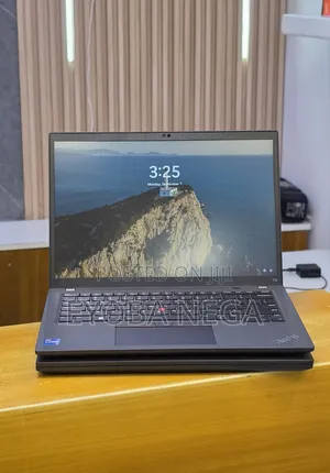 New Laptop Lenovo ThinkPad T14 G3 16GB Intel Core i7 SSD 512GB