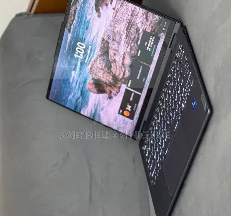 New Laptop Lenovo Yoga 7i 16GB Intel Core i7 SSD 512GB