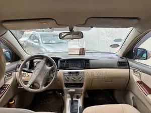 Toyota Corolla 2007 Gold