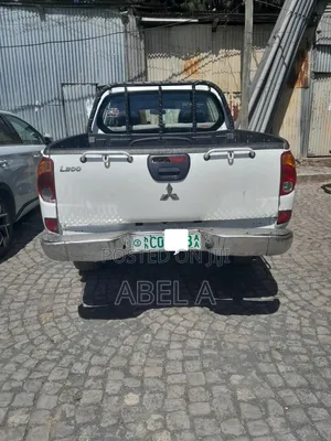 Mitsubishi L200 2008 White