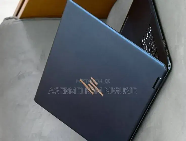 New Laptop HP Spectra 13 16GB Intel Core i7 SSD 512GB