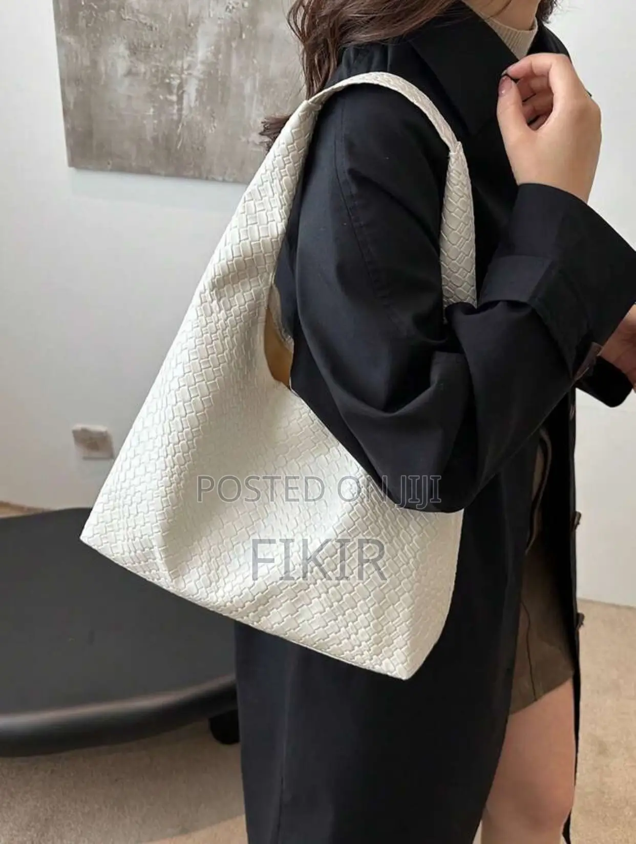 White Hobo SHEIN Tote Bag