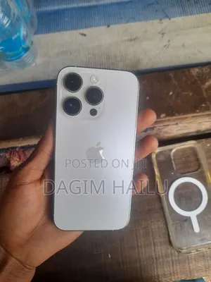 Apple iPhone 15 Pro 128 GB White