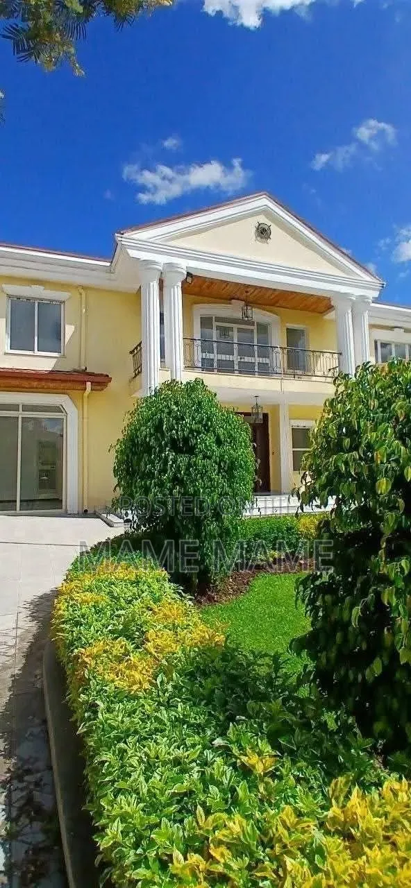 4bdrm House in Tafo Ccd, Bole for sale