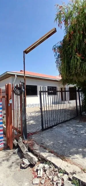 5bdrm Villa in Tafo Area, Bole for sale