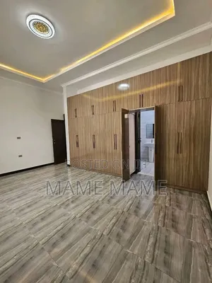 5bdrm Villa in Addis Abeba, Bole for sale