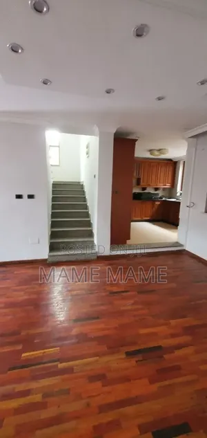 5bdrm House in Tafo Area, Bole for sale