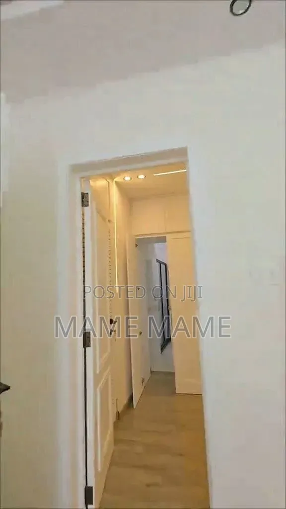 7bdrm House in Addis Abeba, Bole for sale