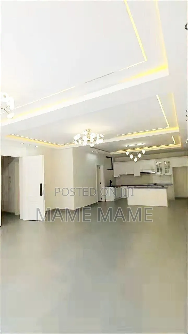 7bdrm House in Addis Abeba, Bole for sale