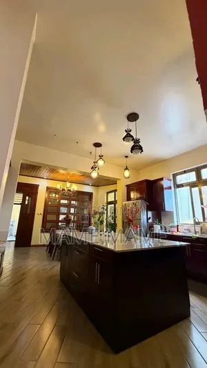 9bdrm House in Addis Abeba, Bole for sale