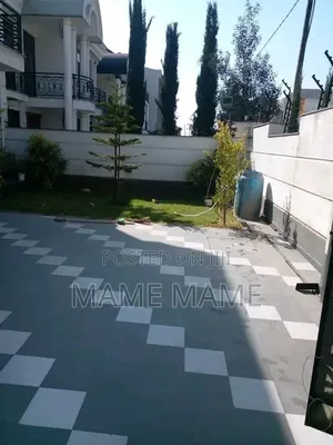 6bdrm House in Addis Abeba, Bole for sale