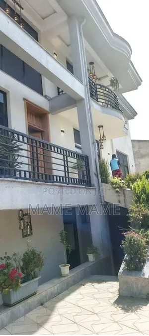6bdrm House in Addis Abeba, Bole for sale