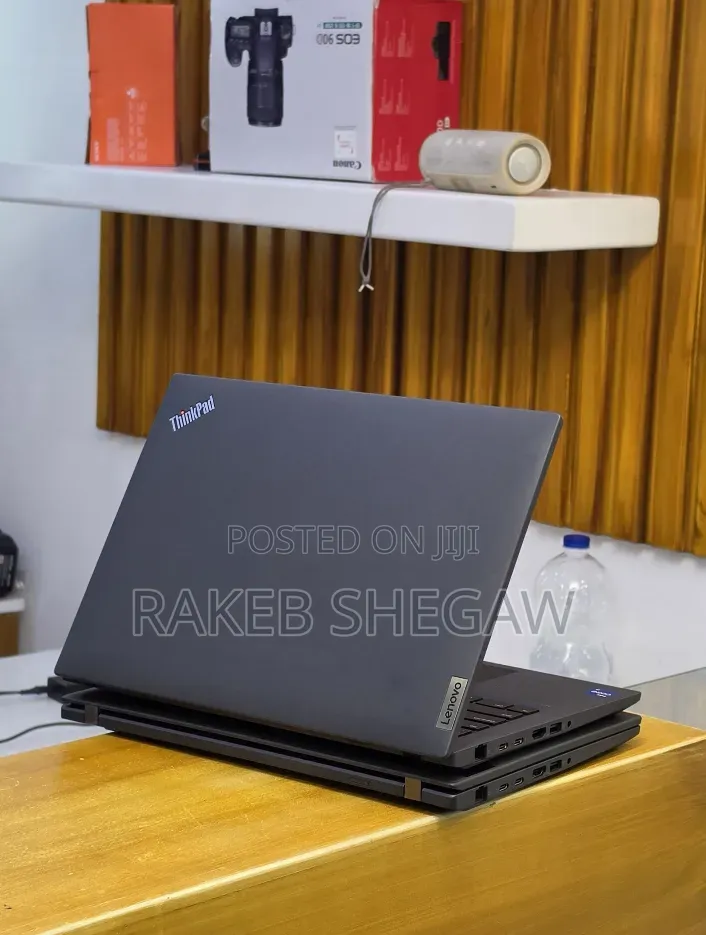 New Laptop Lenovo ThinkPad T14 16GB Intel Core i7 SSD 512GB