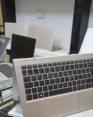 New Laptop HP EliteBook 830 G8 16GB Intel Core i5 SSD 512GB