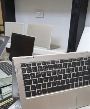 New Laptop HP EliteBook 830 G8 16GB Intel Core i5 SSD 512GB