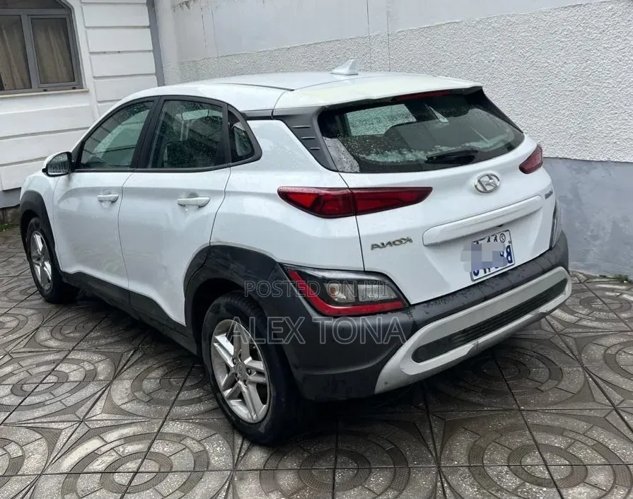 Hyundai Kona 2022 White