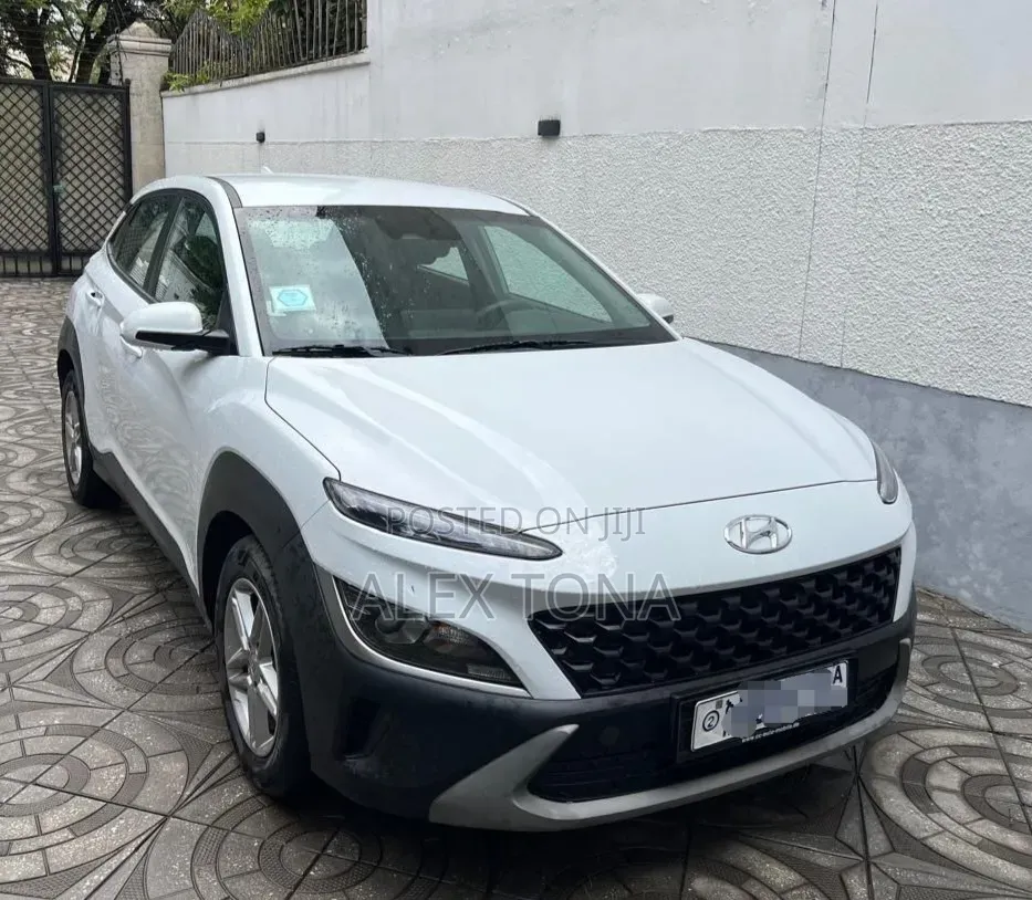 Hyundai Kona 2022 White