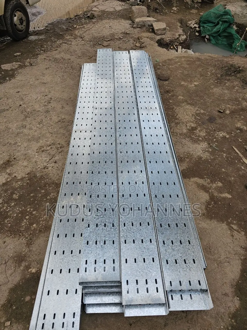 Galvanized Perforated Cable Tray – Heavy Duty