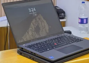 New Laptop Lenovo ThinkPad T14 16GB Intel Core i7 SSD 512GB