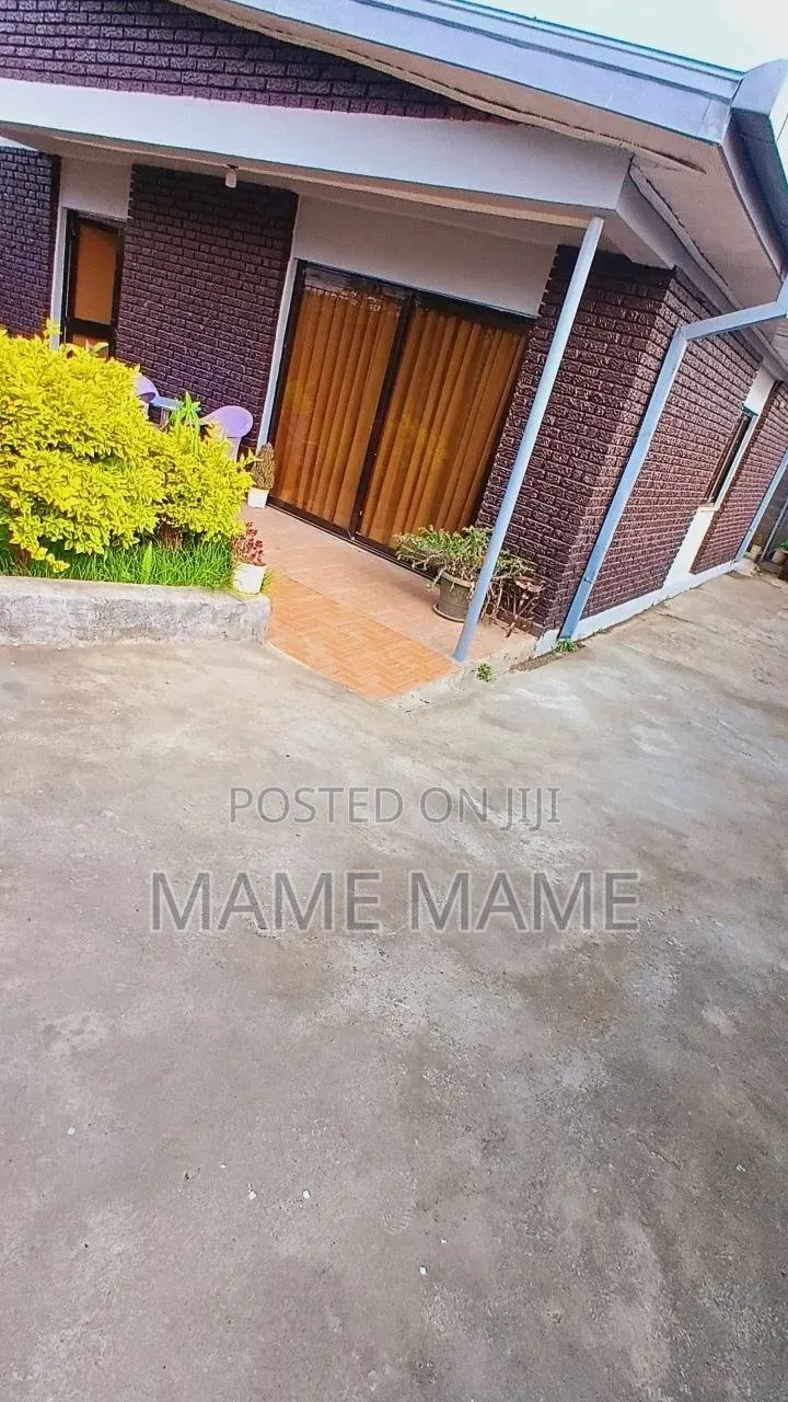 4bdrm House in Addis Abeba, Bole for sale