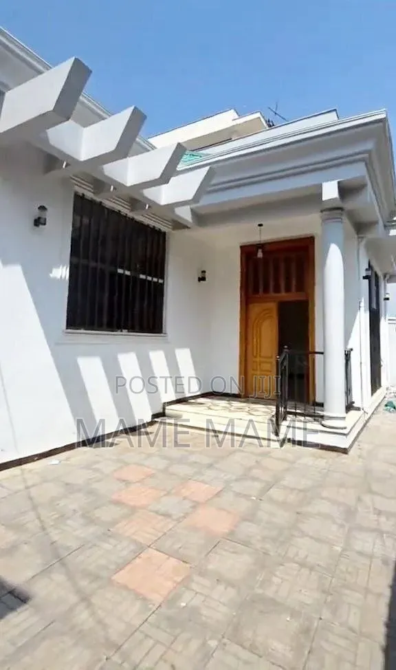 5bdrm Villa in Addis Abeba, Bole for sale