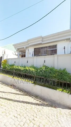 5bdrm Villa in Addis Abeba, Bole for sale