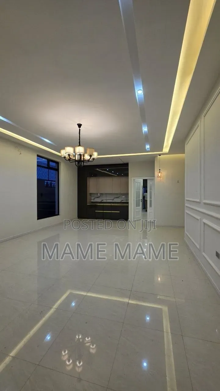 3bdrm Villa in Tafo Area, Bole for sale