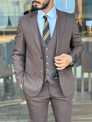 የሉካቴሊ (Lucatelli 3-Piece) ሙሉ ሱፍ: