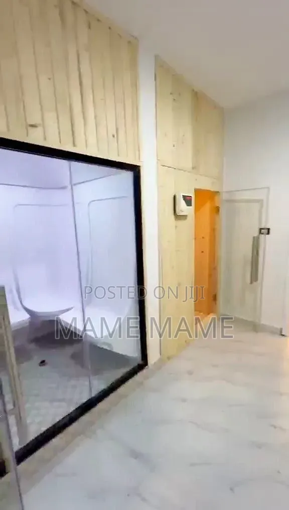 8bdrm House in Addis Abeba, Bole for sale