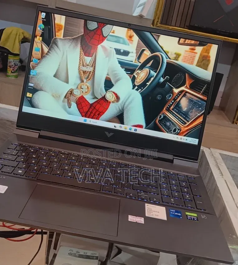 New Laptop HP Victus 15 16GB Intel Core i7 SSD 512GB