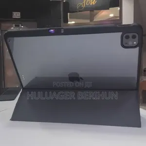 New Apple iPad Pro 1 TB Black