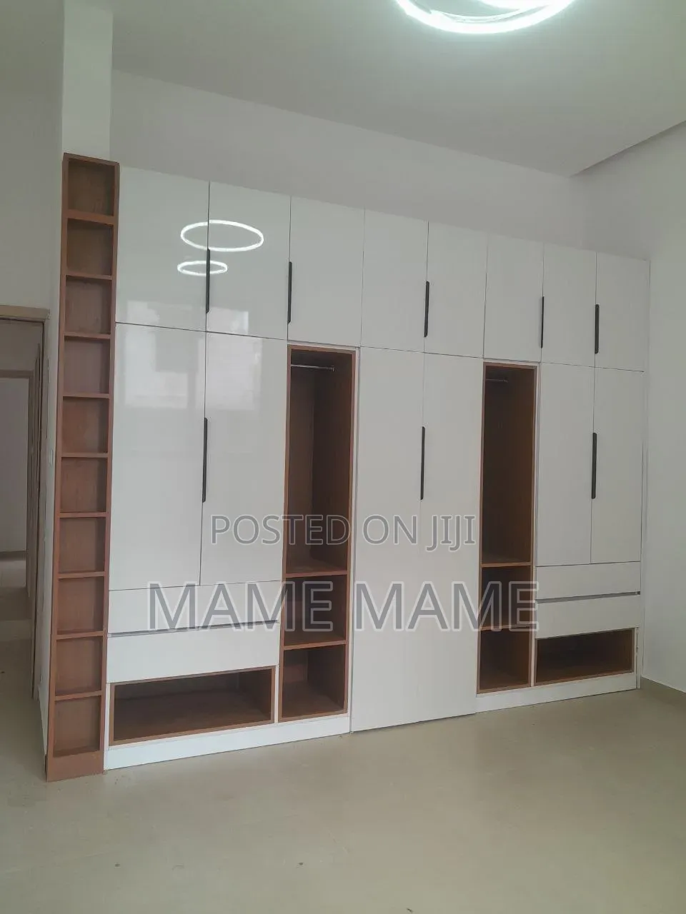 5bdrm Villa in Addis Abeba, Bole for sale