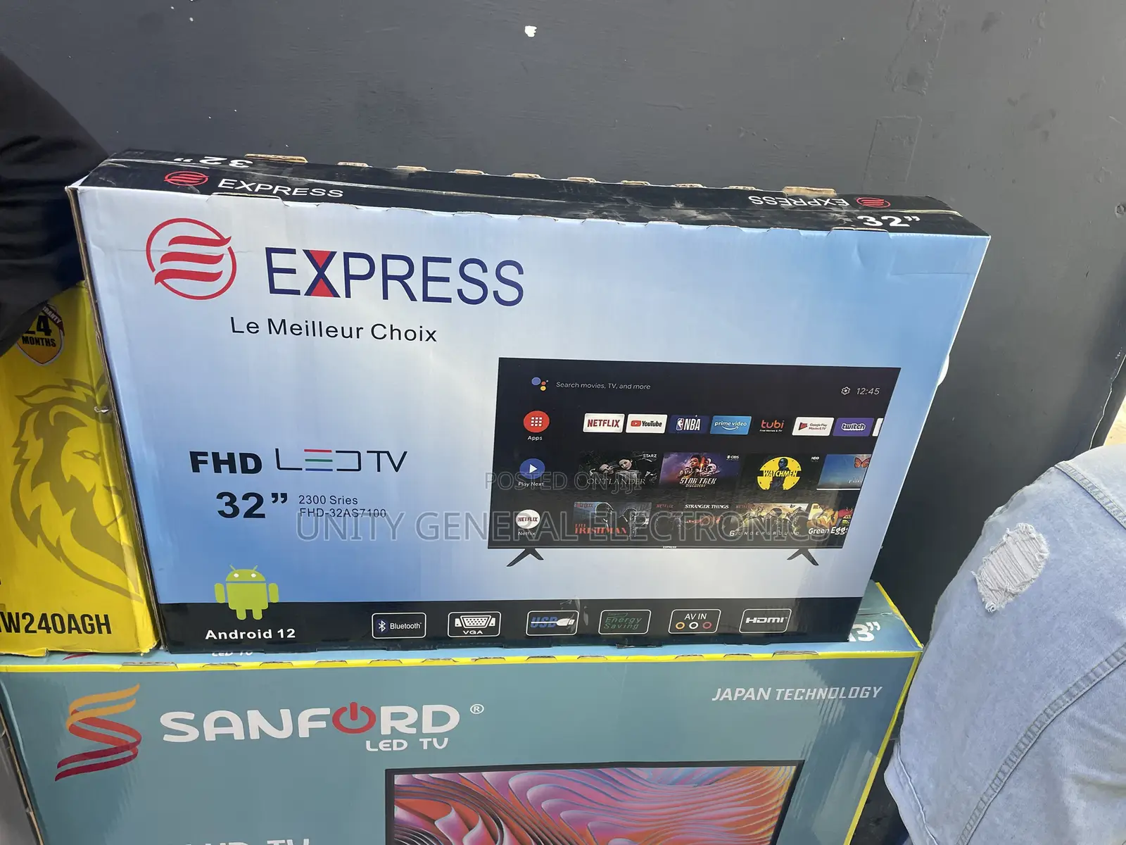 Express 32” TV