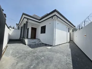 3bdrm Villa in Addis Abeba, Bole for sale