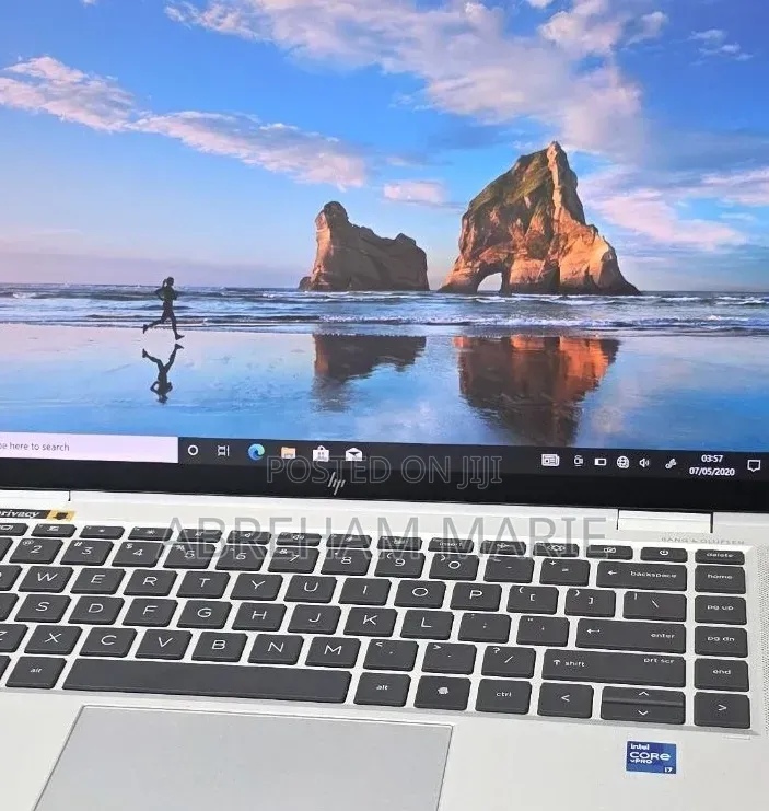 New Laptop HP EliteBook 1040 G8 16GB Intel Core i7 SSD 512GB