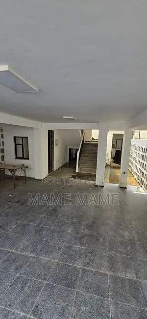 9bdrm House in Addis Abeba, Bole for sale