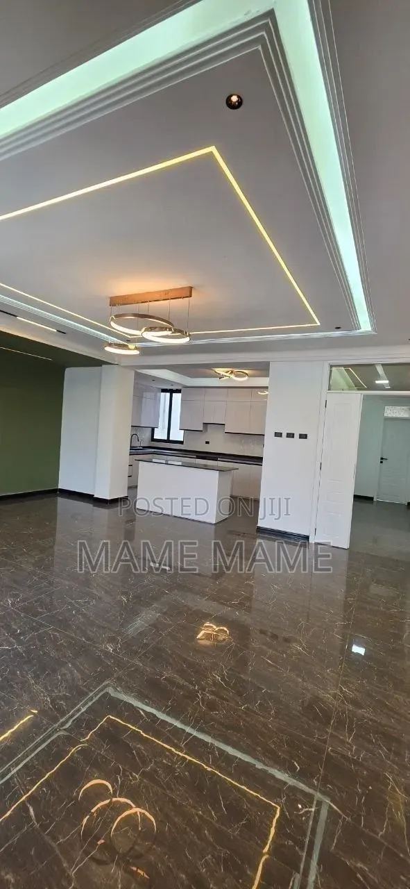 9bdrm House in Addis Abeba, Bole for sale