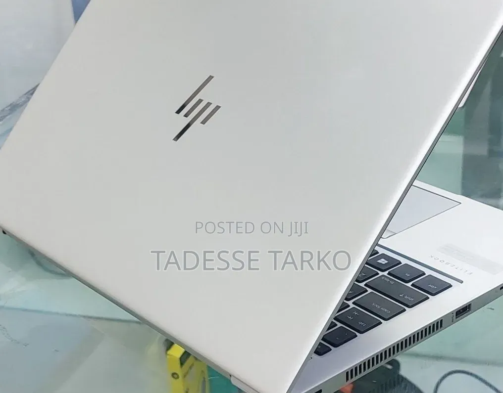 New Laptop HP EliteBook 830 G5 8GB Intel Core i5 SSD 512GB