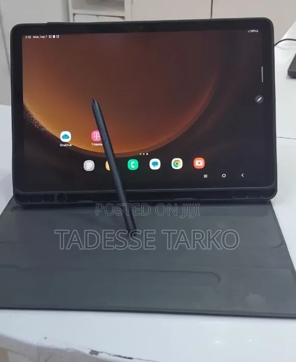 New Samsung Galaxy Tab S9 FE 128 GB Gray