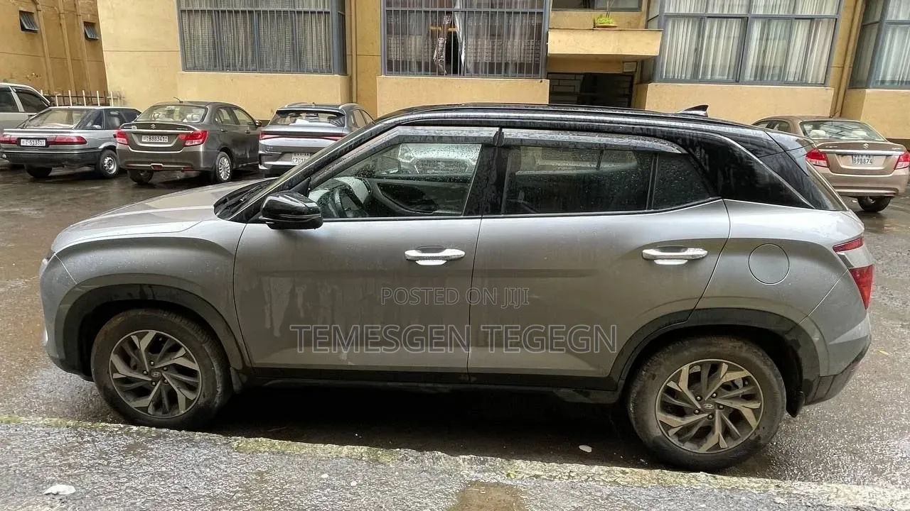 Hyundai Creta 2023 Silver