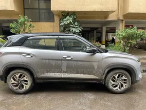 Hyundai Creta 2023 Silver