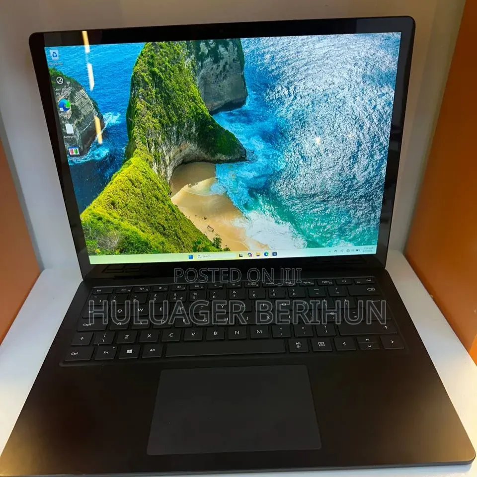 New Laptop Microsoft Surface Laptop 4 16GB Intel Core i7 SSD 512GB