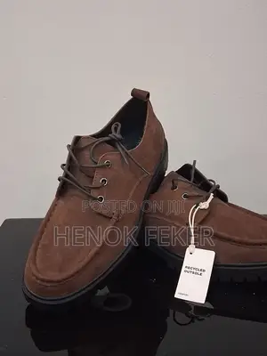 Men's Casual Shoes