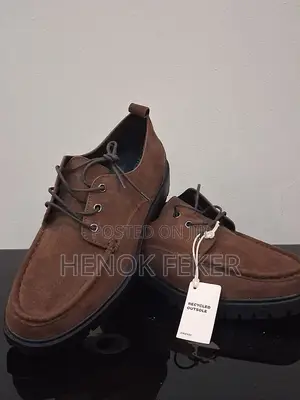 Men's Casual Shoes
