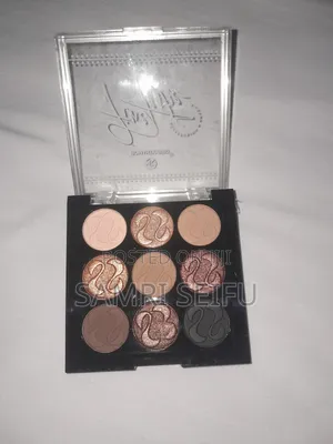 Eyeshadow Palette