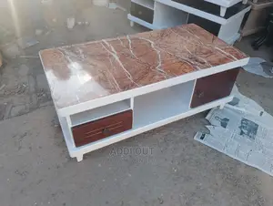 Tables/ጠረጰረዛዎች