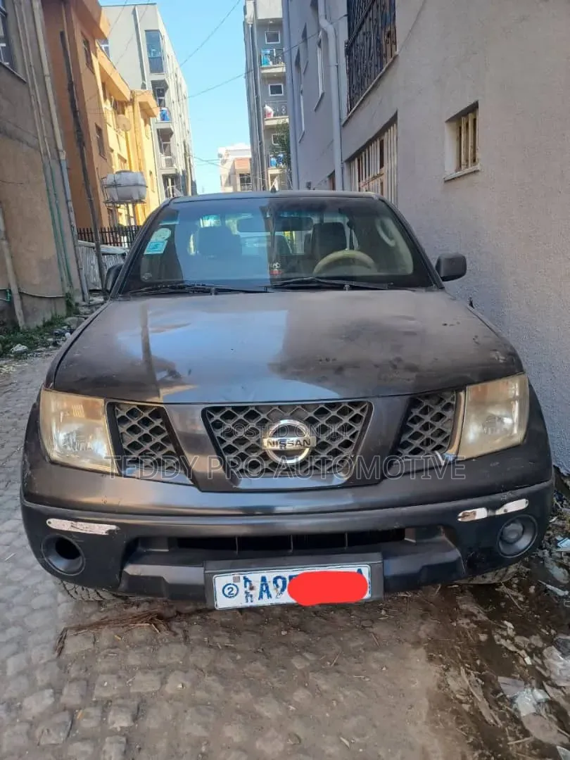 Nissan Navara 2008 Black