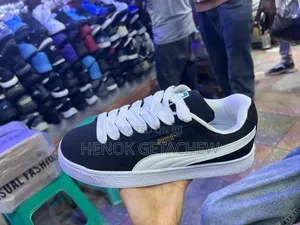 Puma Suede