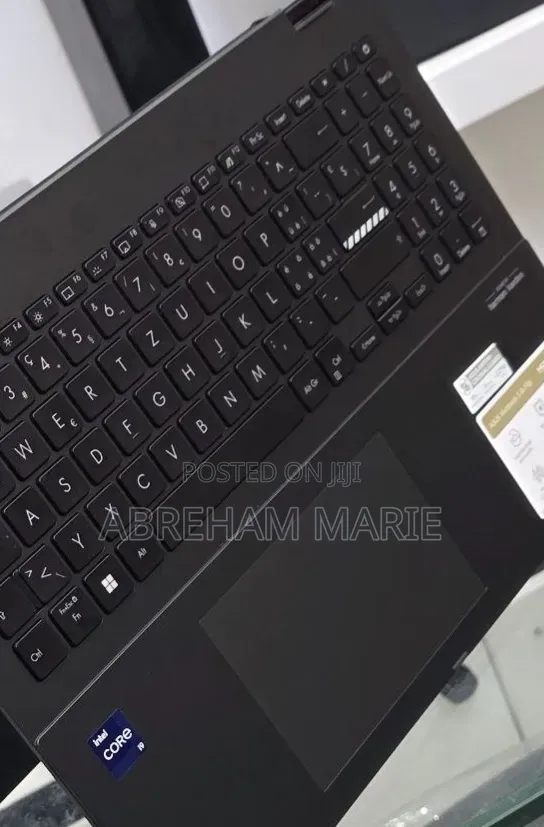 New Laptop Asus ROG Strix G15 16GB Intel Core i9 SSD 1T